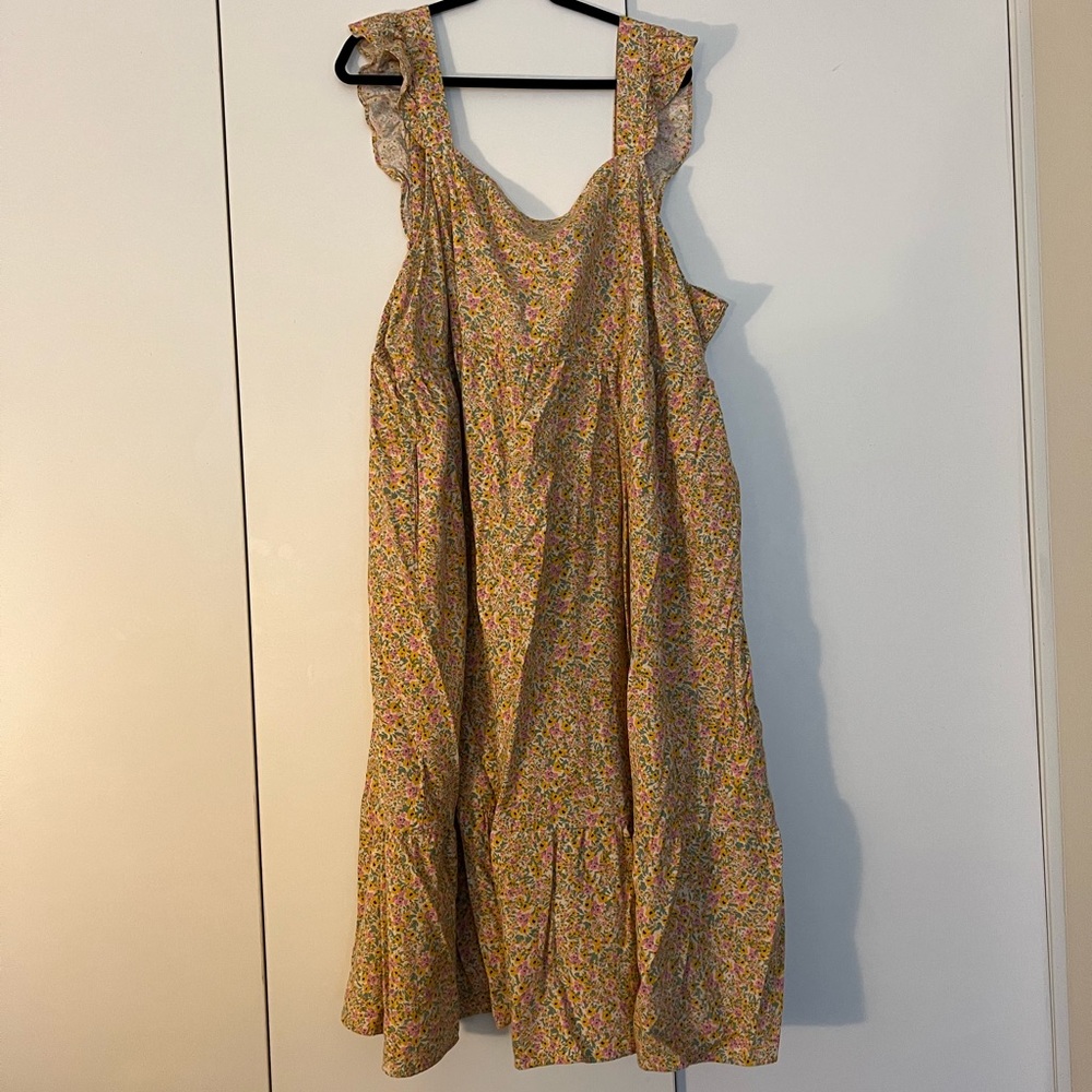 Plus Size Floral Midi Dress